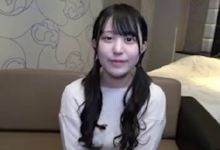www.xxxx中国19岁嫩妹，小萝莉娇俏可人，粉嘟嘟惹人爱，换上JK网袜，诱惑勾人太刺激